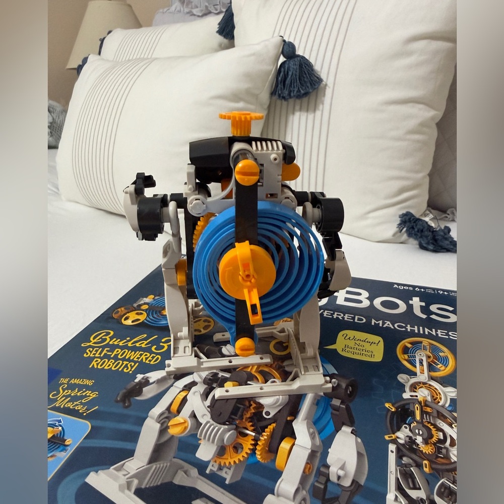 SpringBots 3-in-1 STEM Kit - Picture 4 of 5